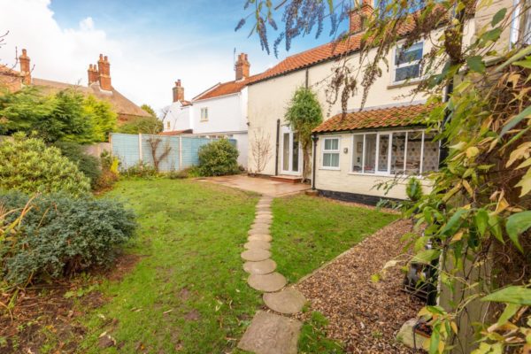 The Crib-dog-friendly-holiday cottage in norfolk
